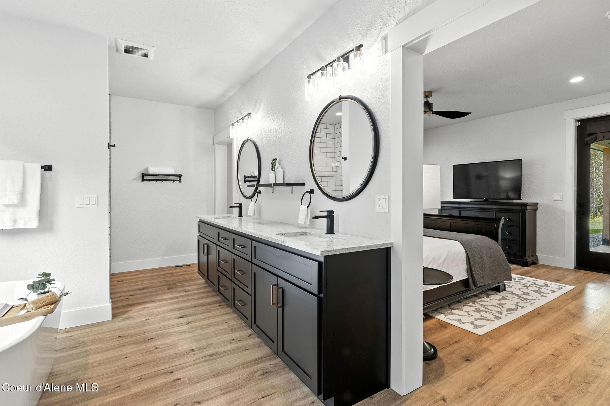 20283 N Crooked Rock Ln