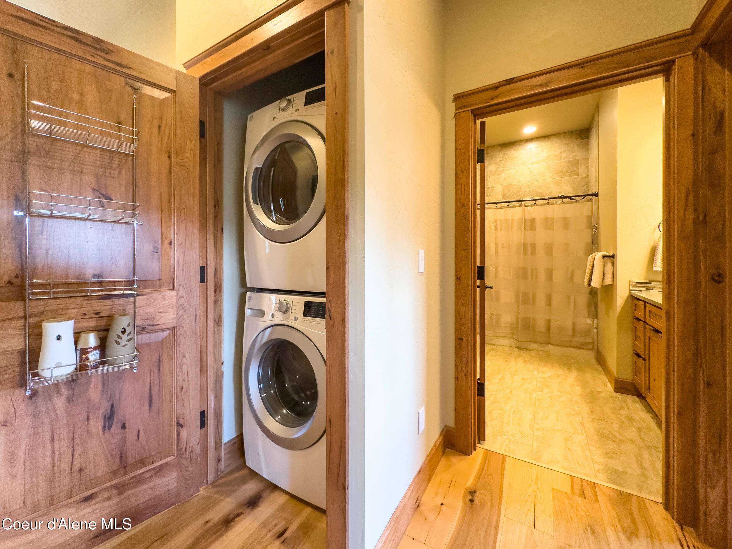 506 Guthrie Pl 1004