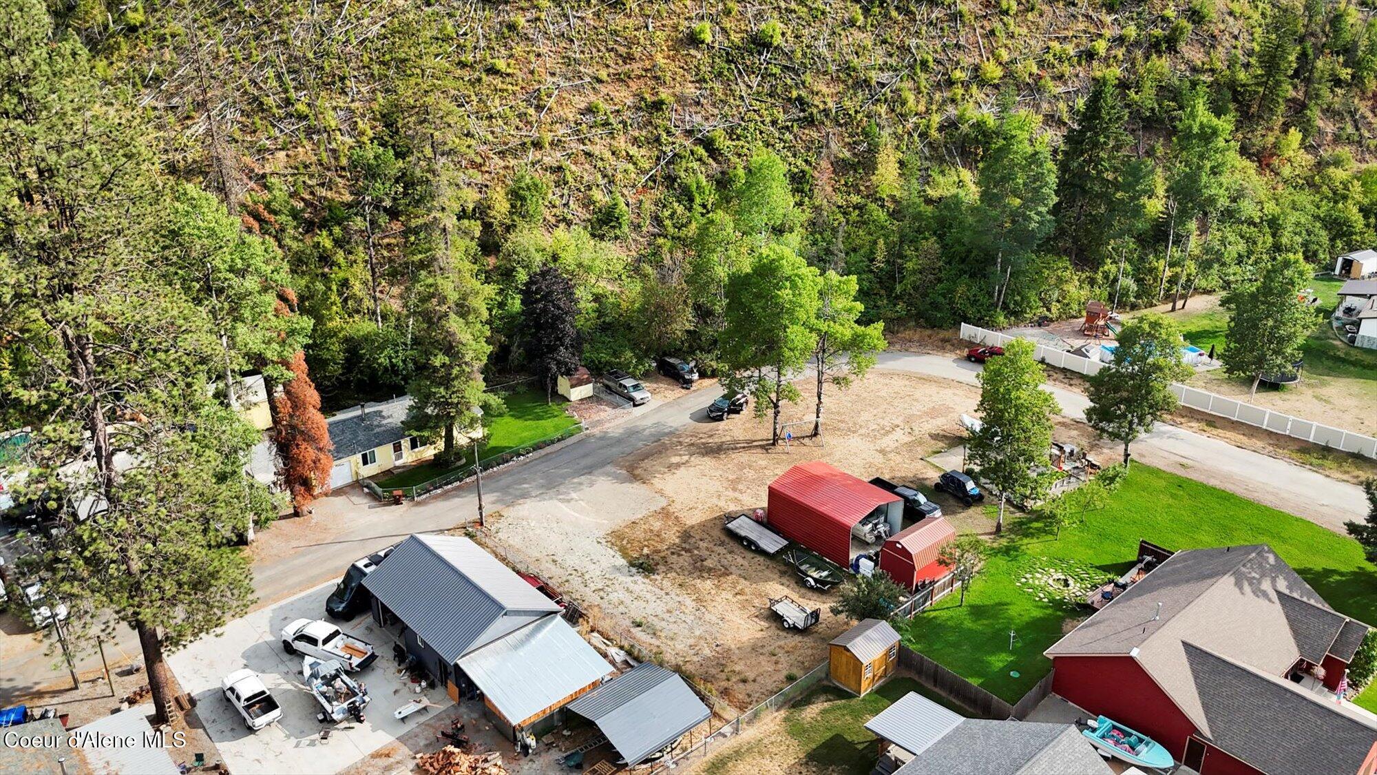 86 E Circle Dr