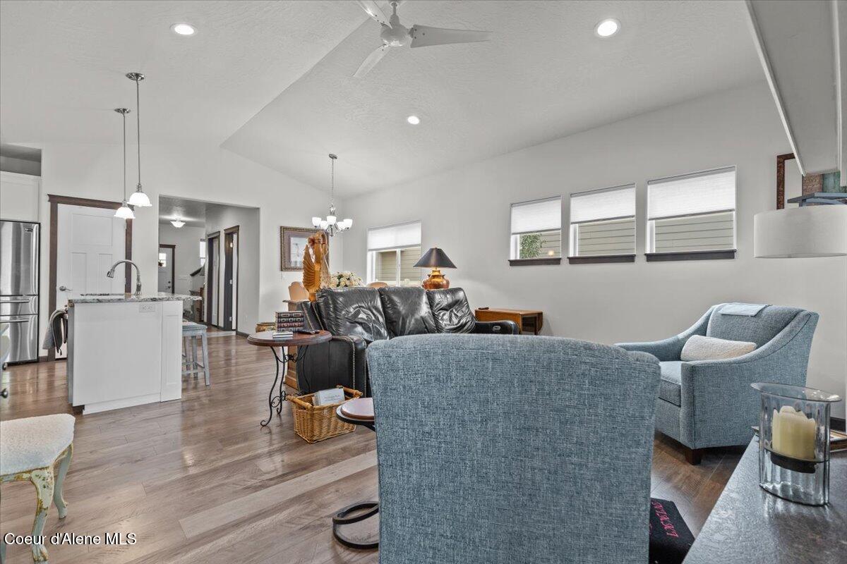 13892 N Pristine Cir