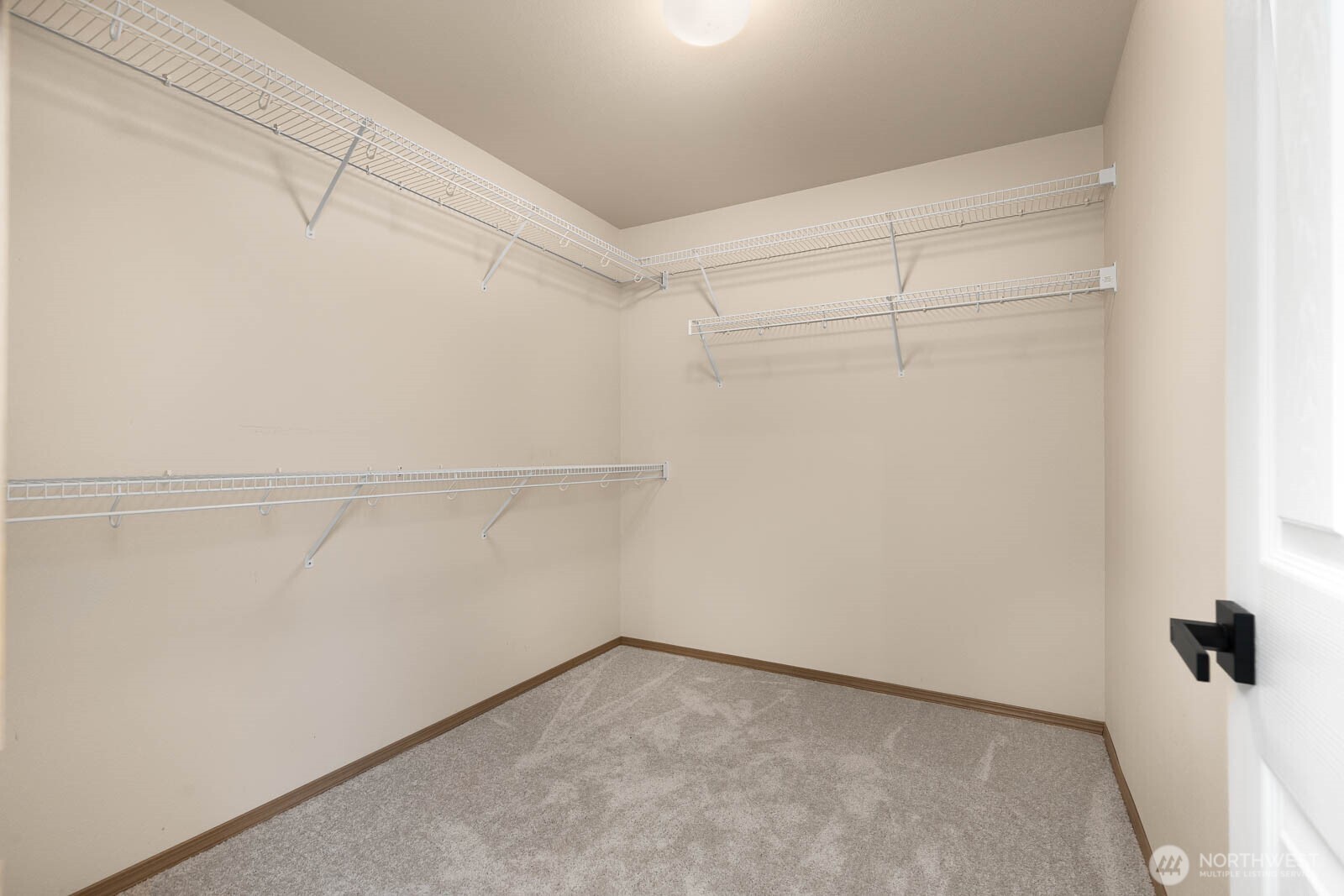 119 91st Ave SE Unit: 4C