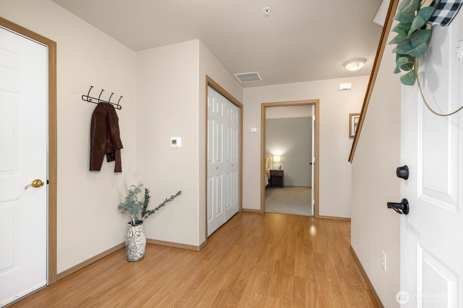 119 91st Ave SE Unit: 4C