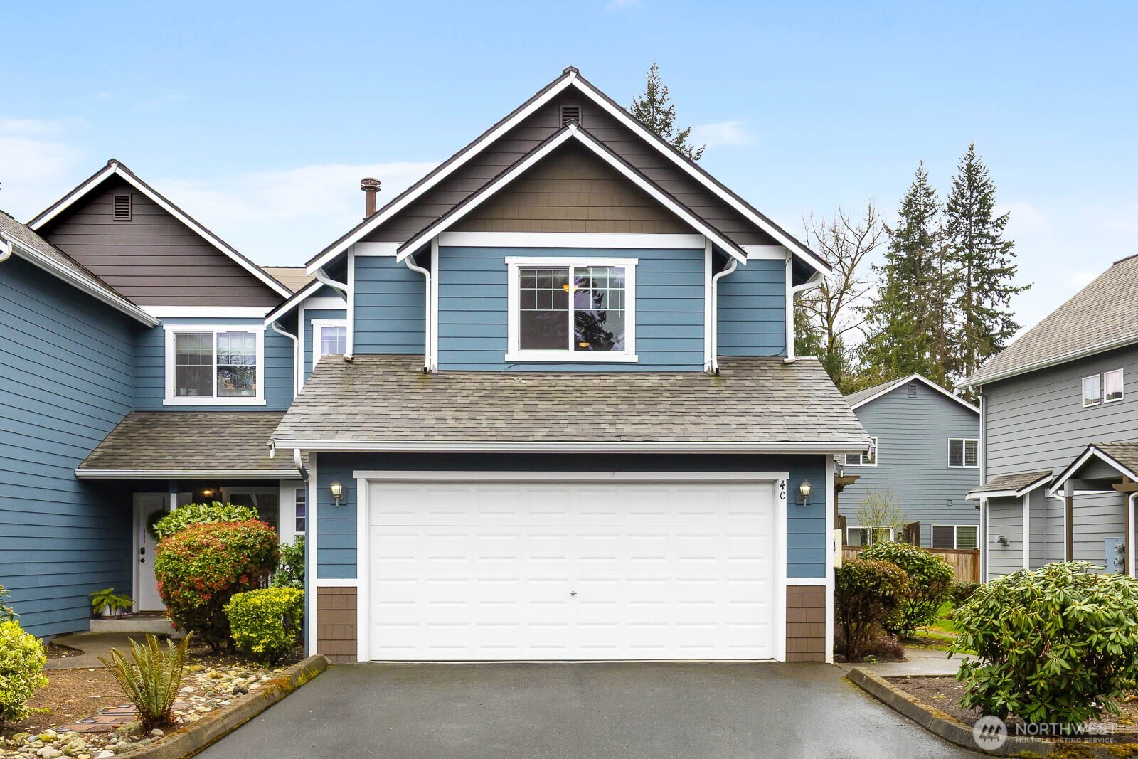 119 91st Ave SE Unit: 4C