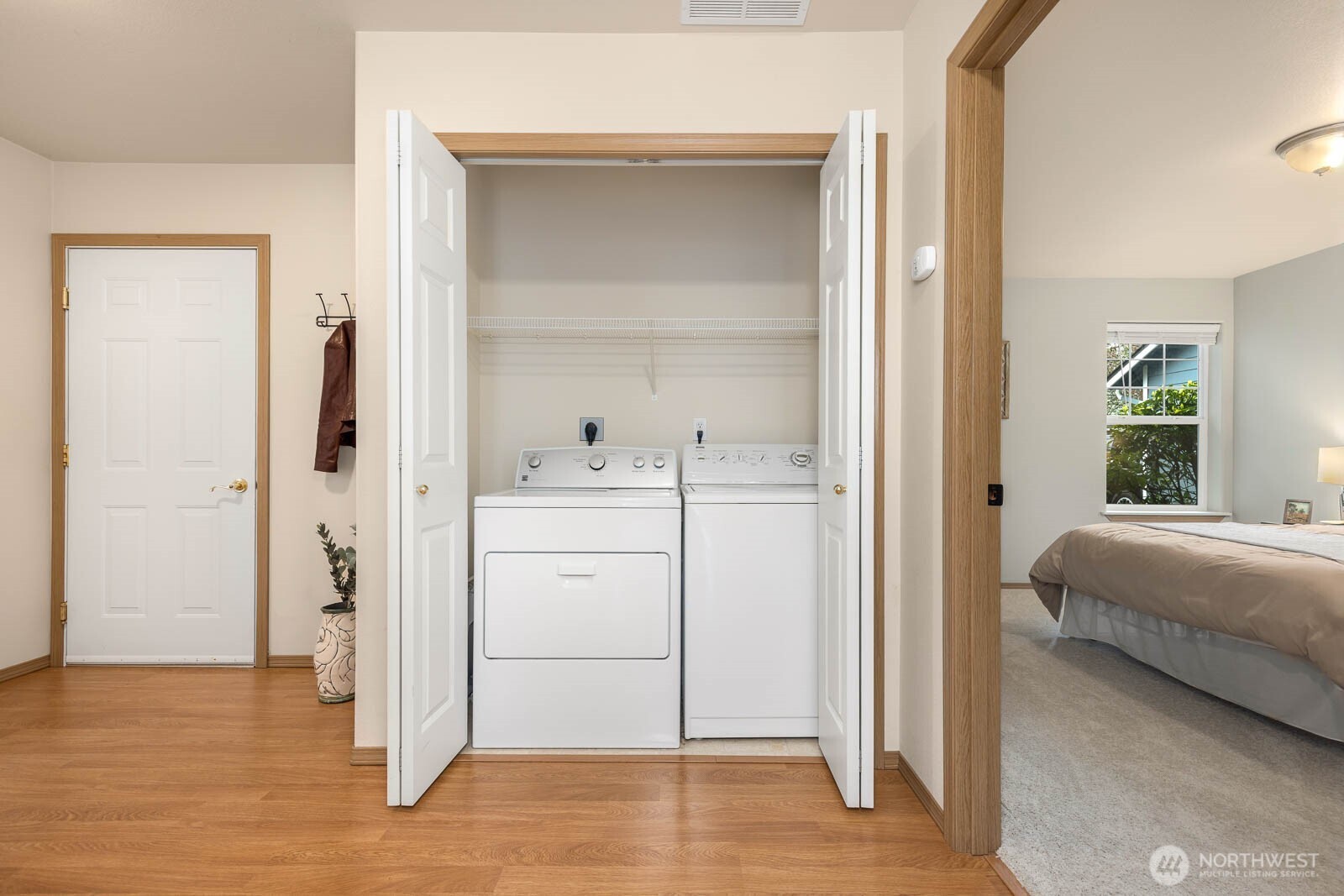 119 91st Ave SE Unit: 4C