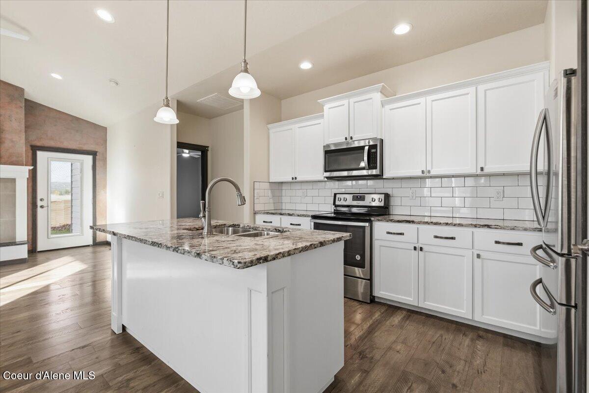 13892 N Pristine Cir