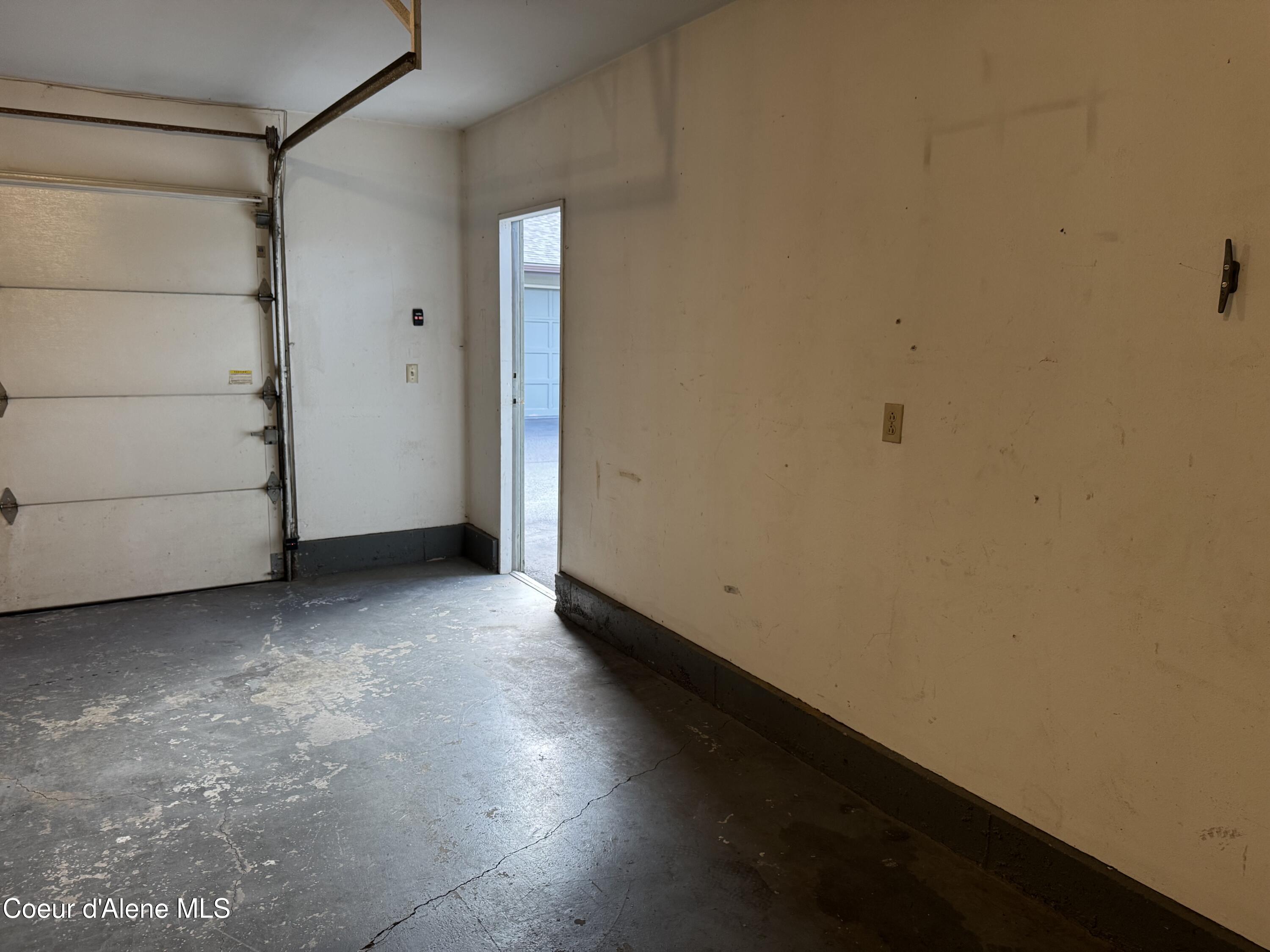 212 E 1st Ave, APT 10F