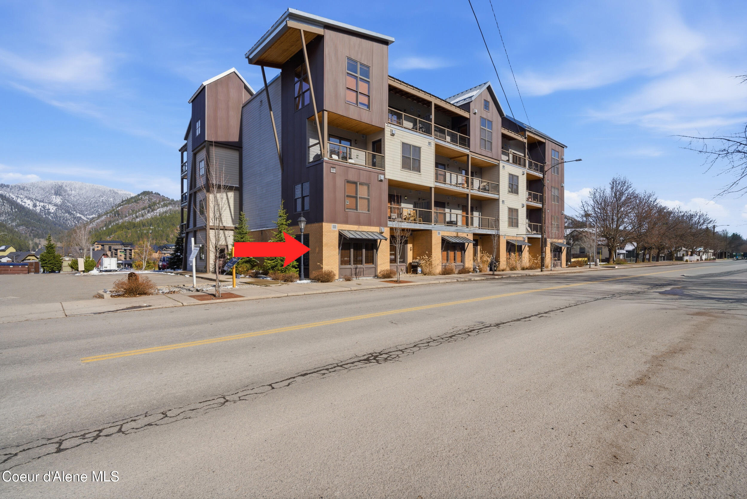 834 Mc Kinley Ave, 102