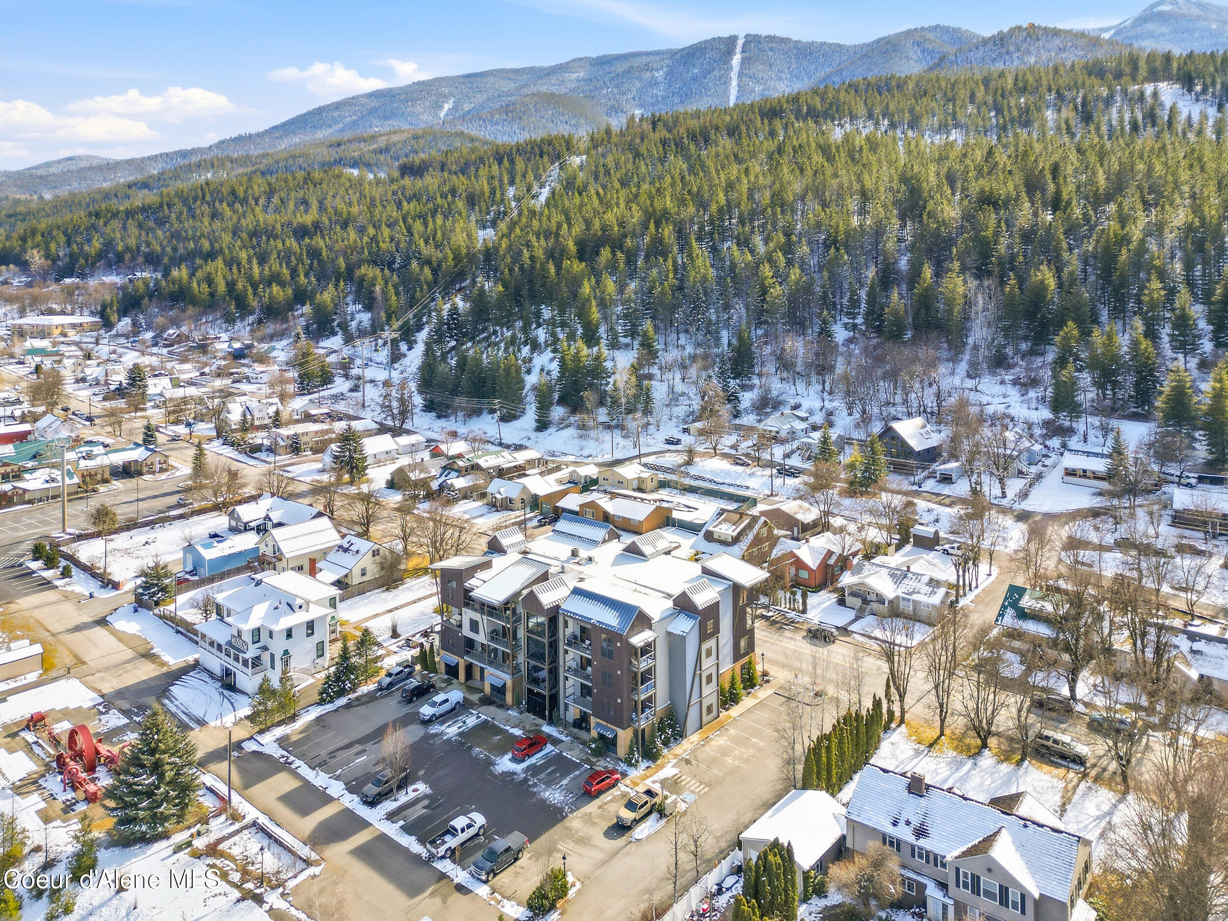 834 Mc Kinley Ave, 102