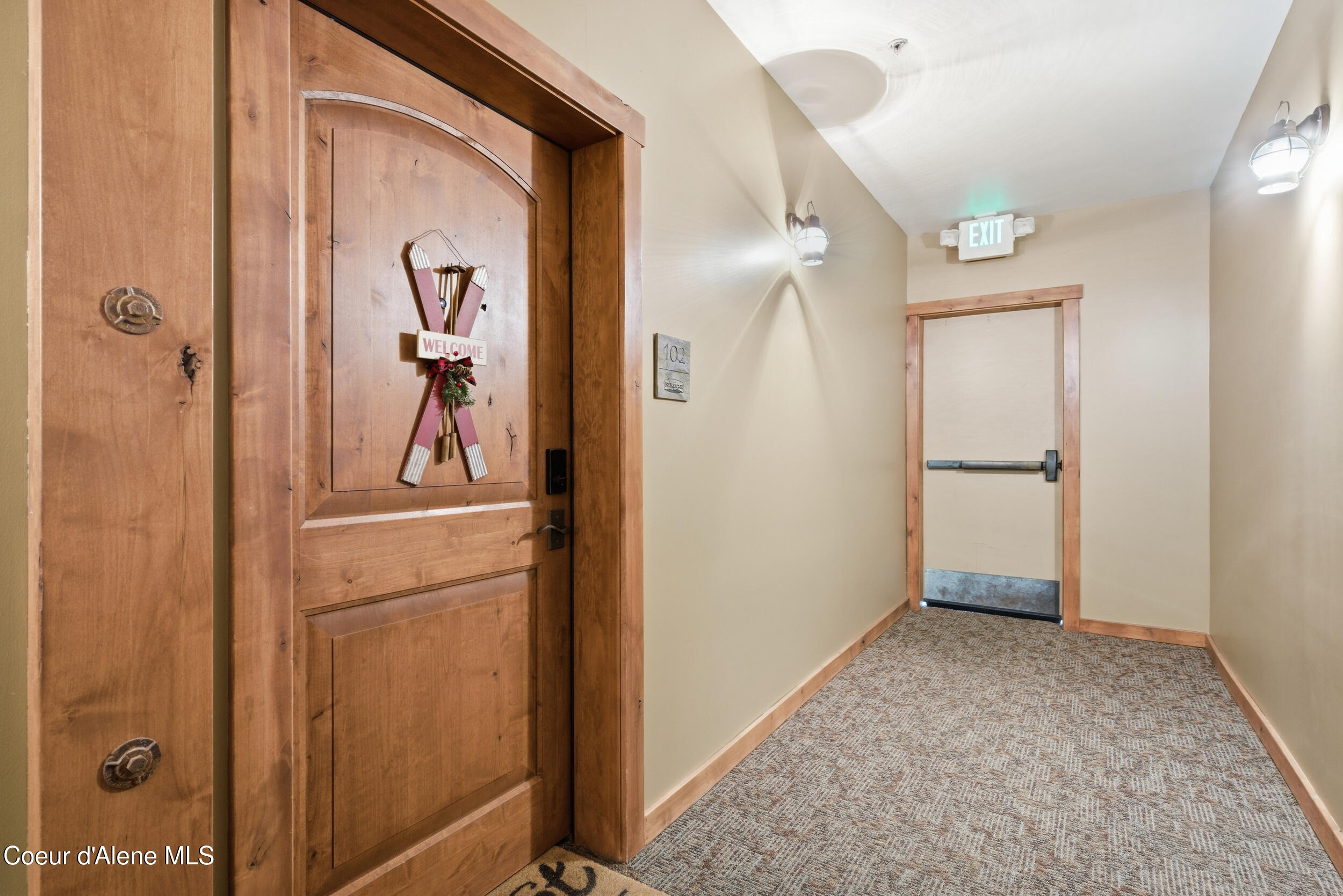 834 Mc Kinley Ave, 102