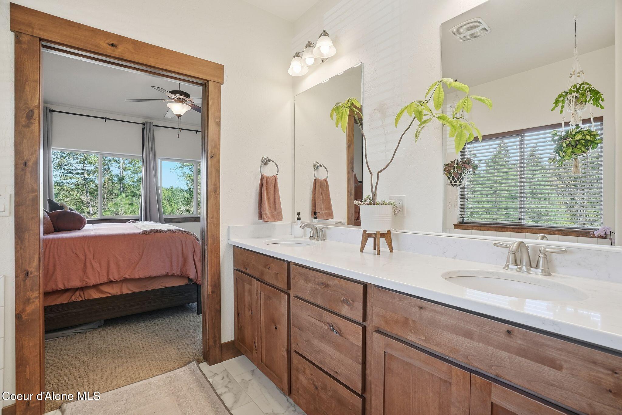 5774 W Kidd Island Rd, Coeur d'Alene