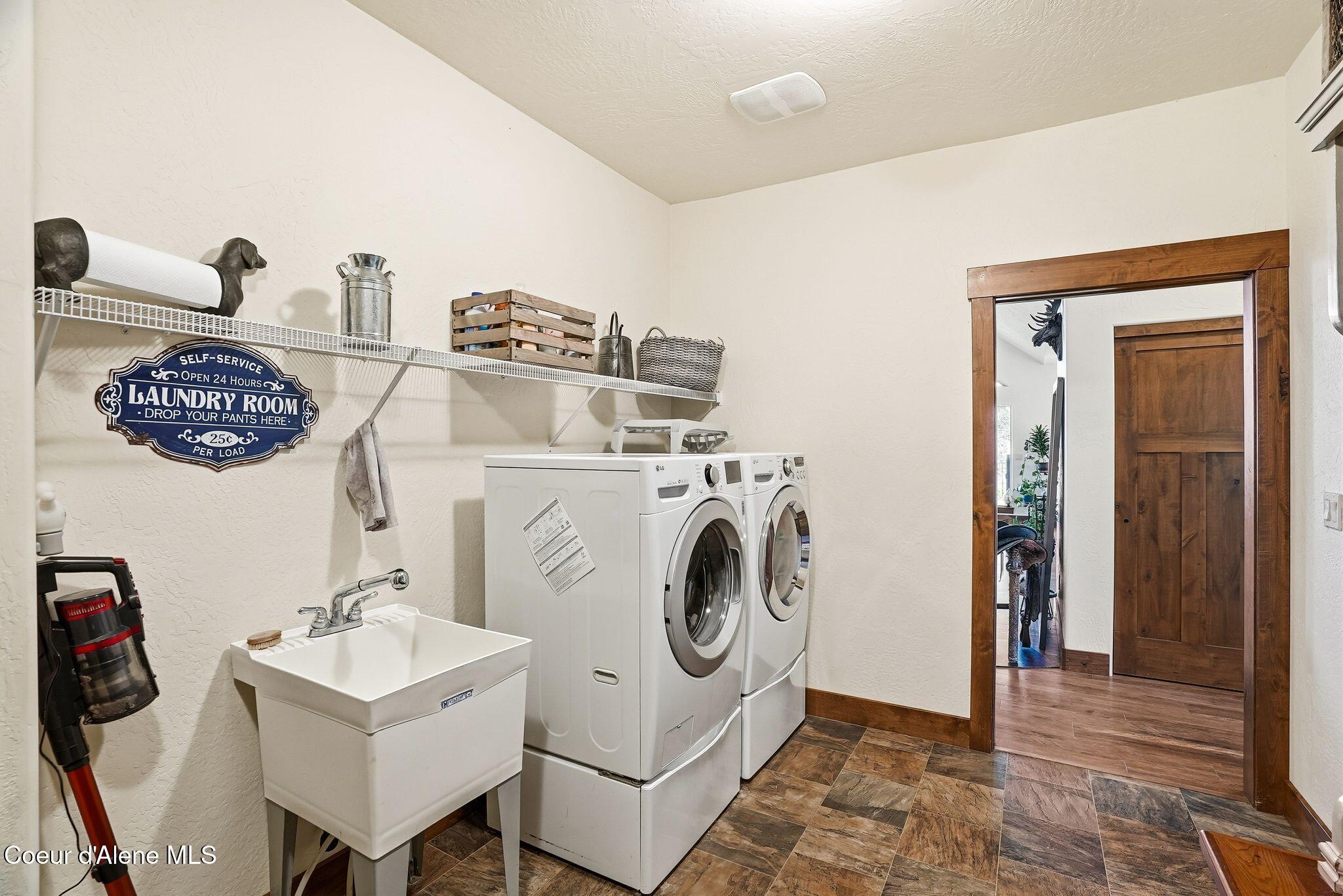 5774 W Kidd Island Rd, Coeur d'Alene