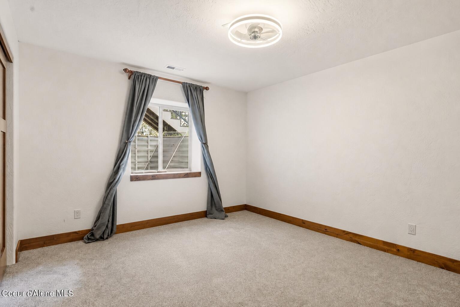5774 W Kidd Island Rd, Coeur d'Alene
