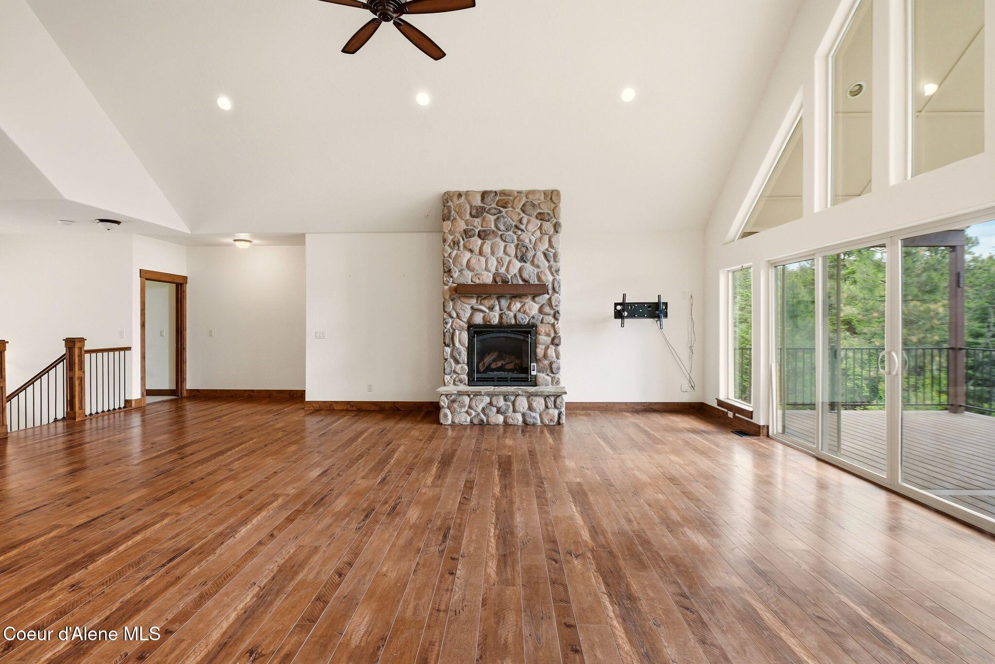 5774 W Kidd Island Rd, Coeur d'Alene