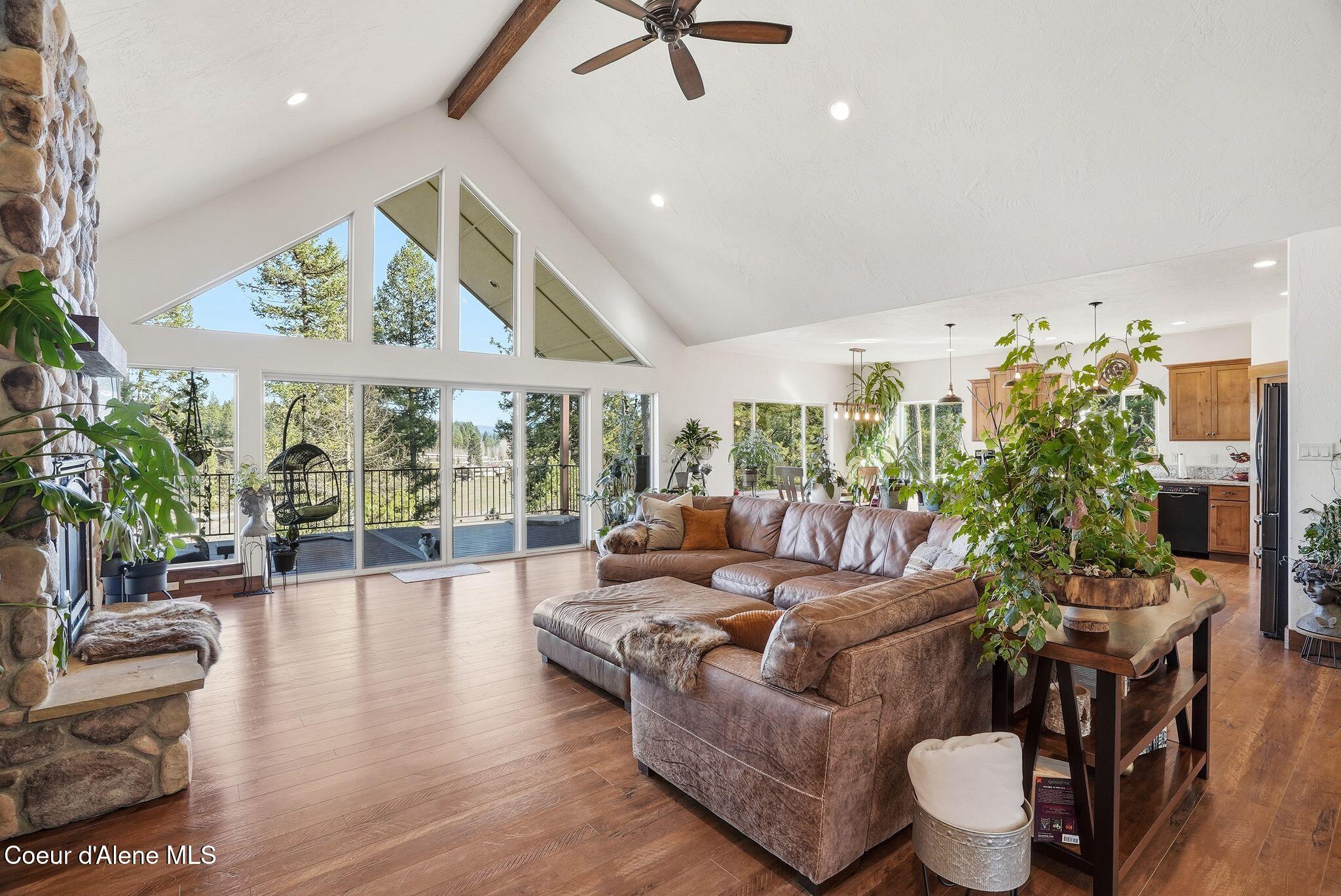 5774 W Kidd Island Rd, Coeur d'Alene