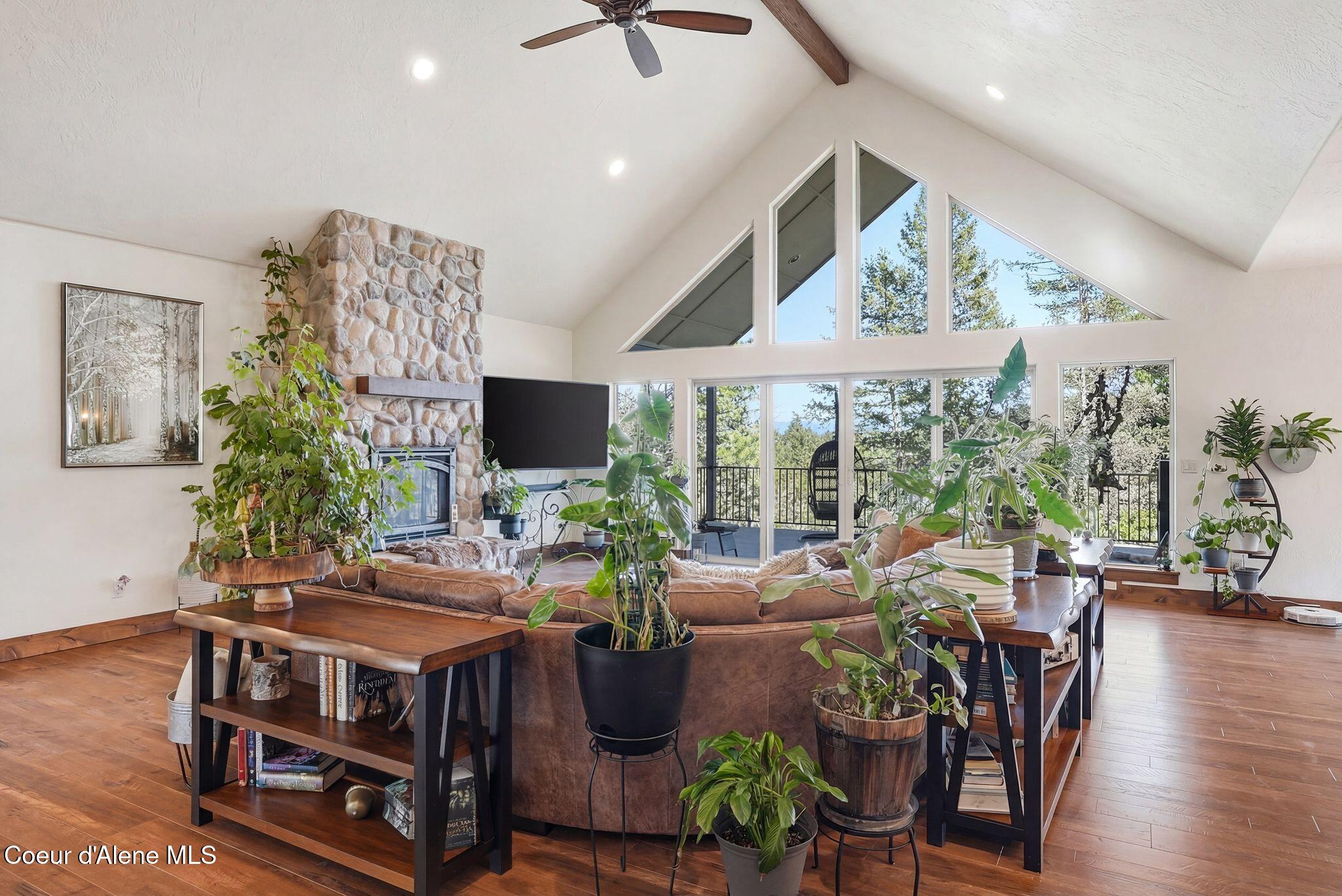 5774 W Kidd Island Rd, Coeur d'Alene