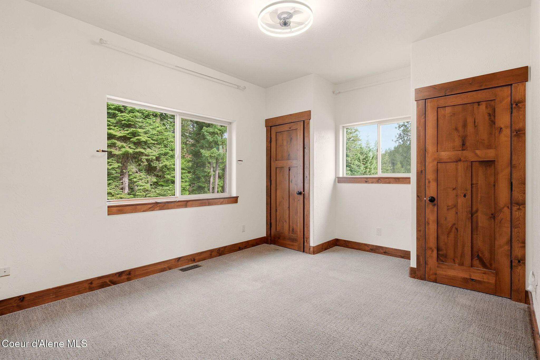 5774 W Kidd Island Rd, Coeur d'Alene