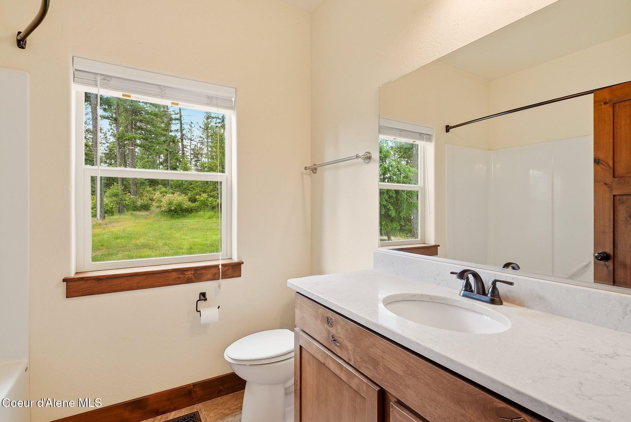 5774 W Kidd Island Rd, Coeur d'Alene
