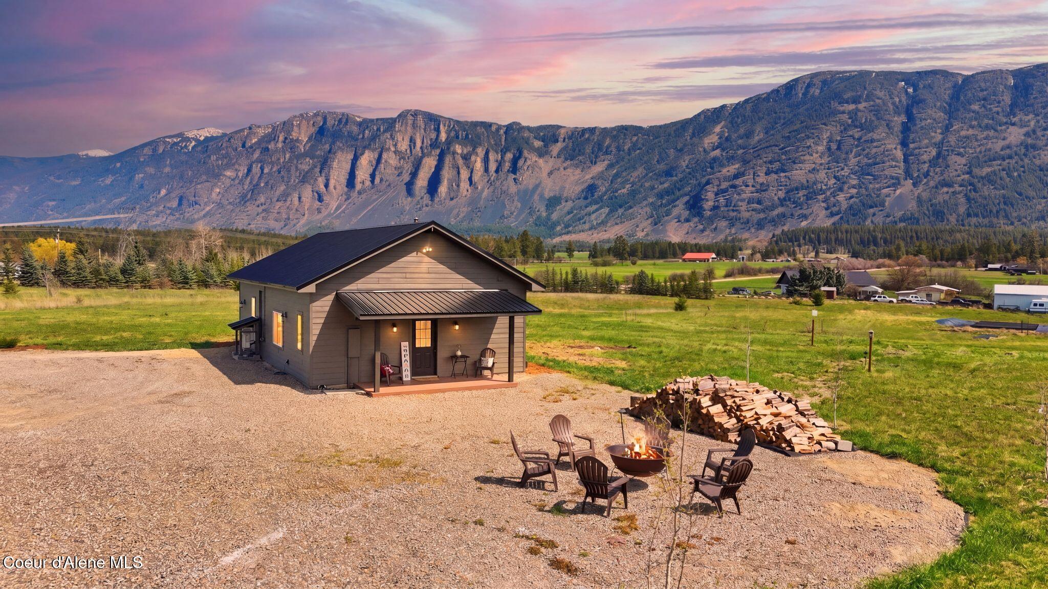 1770 Porthill Loop Rd