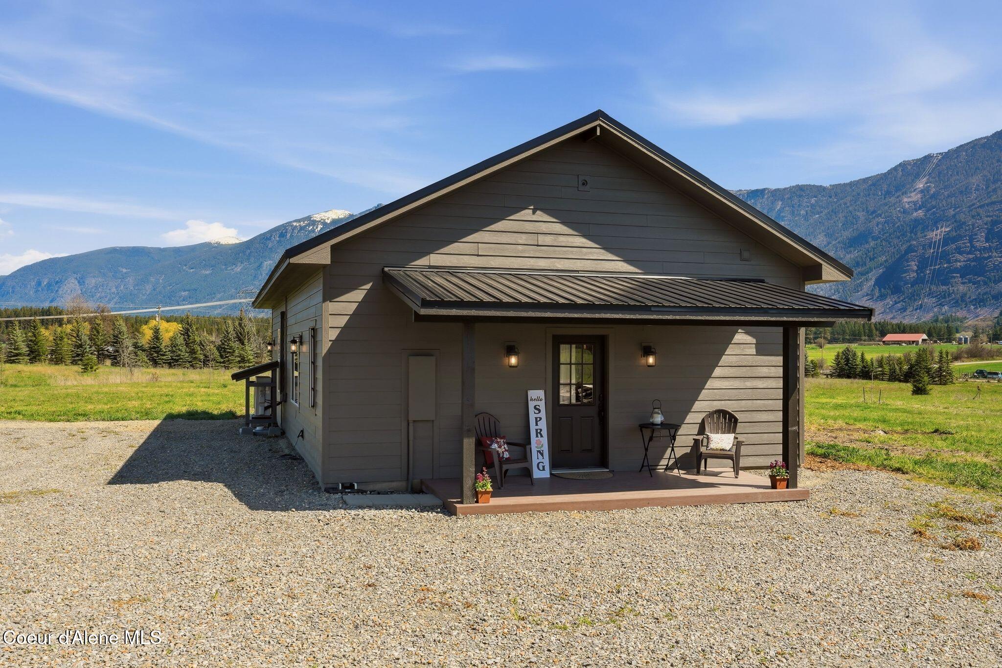 1770 Porthill Loop Rd