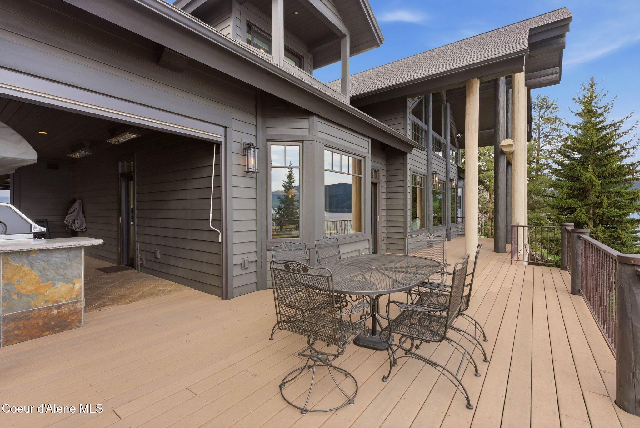 1521 Northshore DR