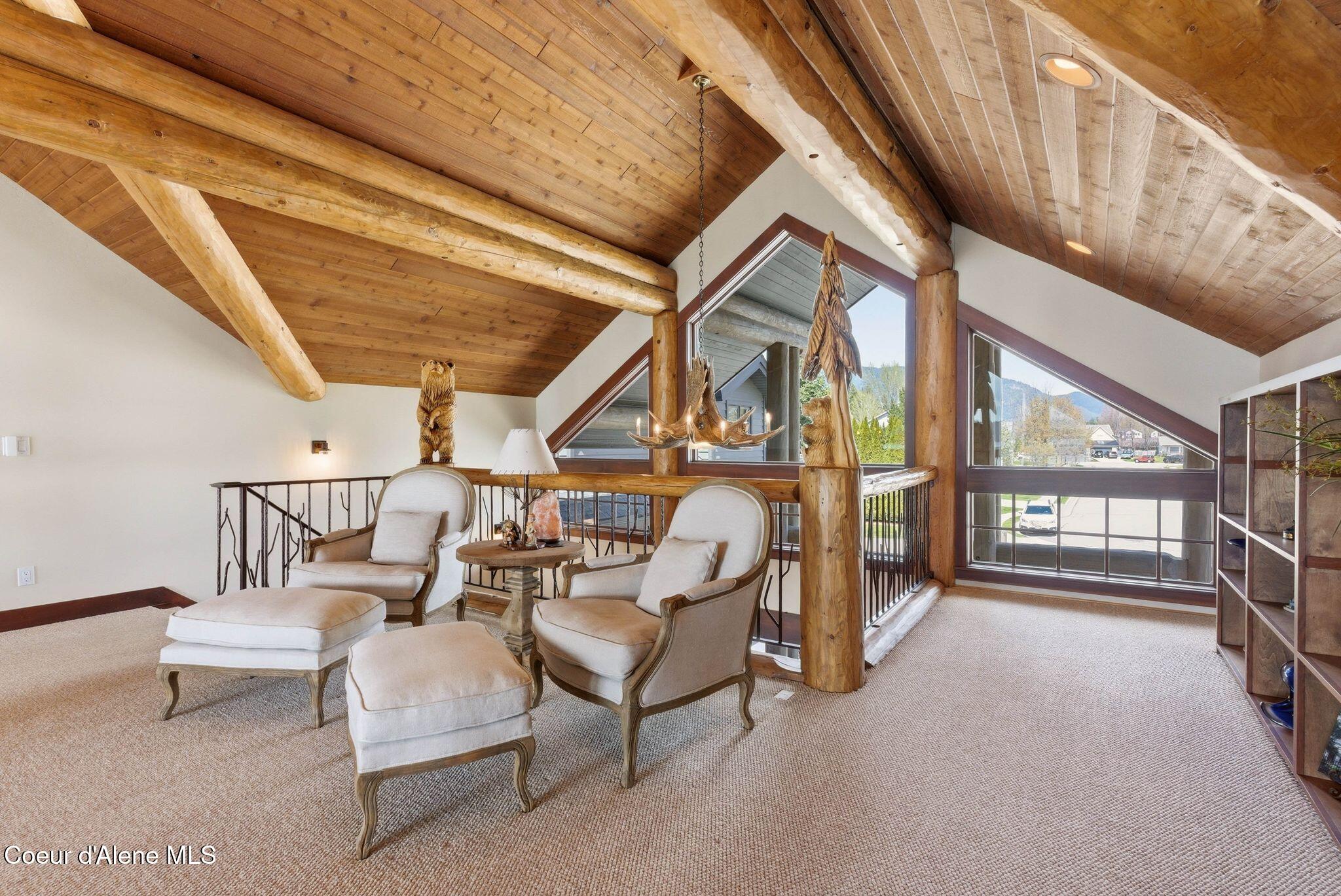 1521 Northshore DR