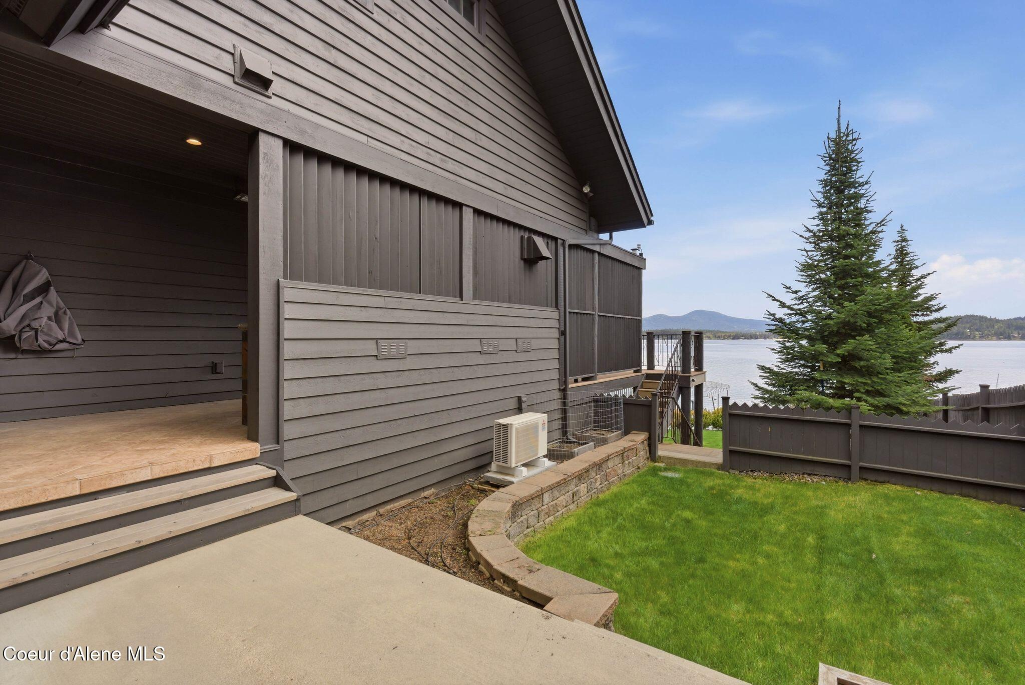 1521 Northshore DR