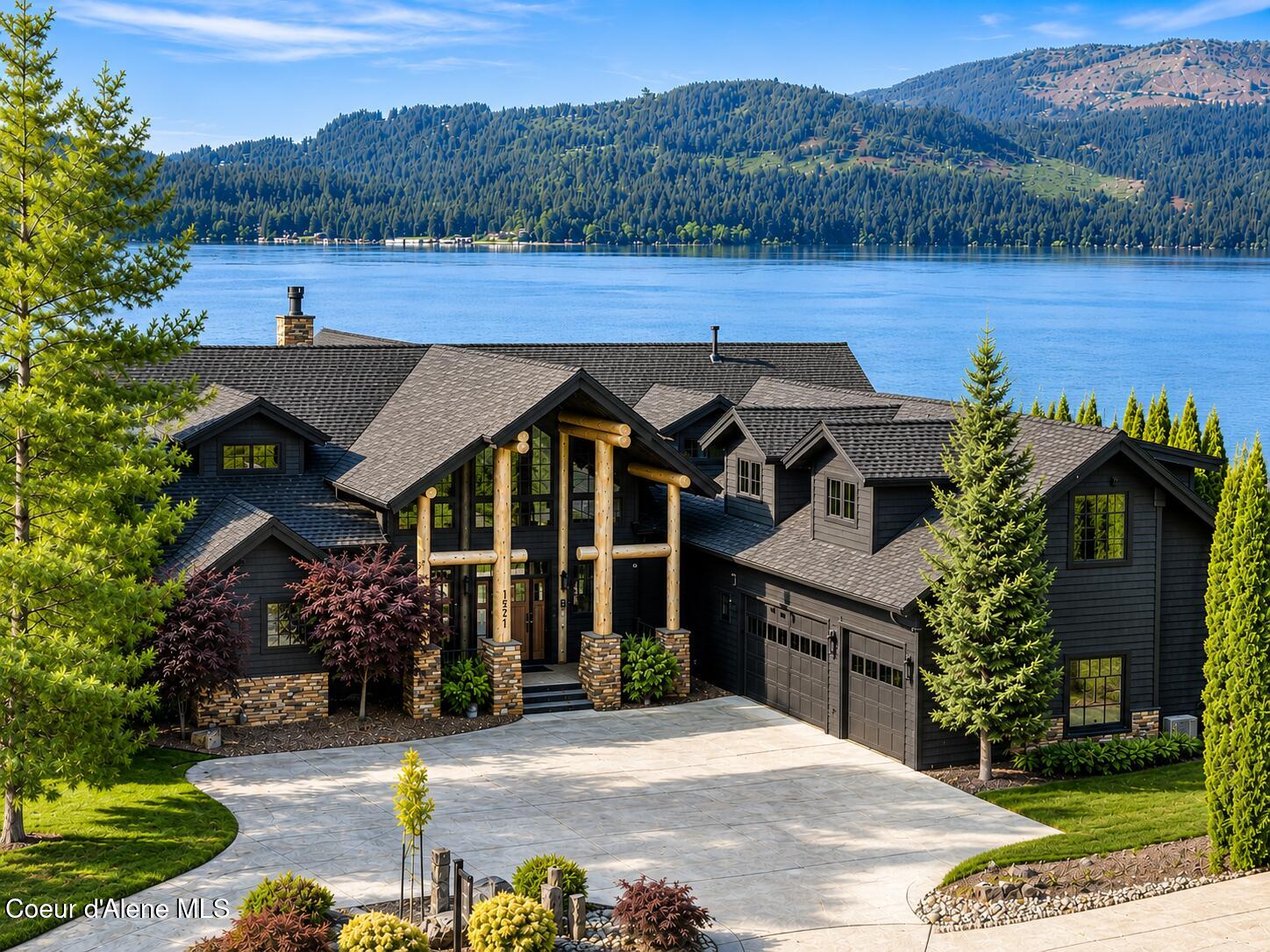 1521 Northshore DR