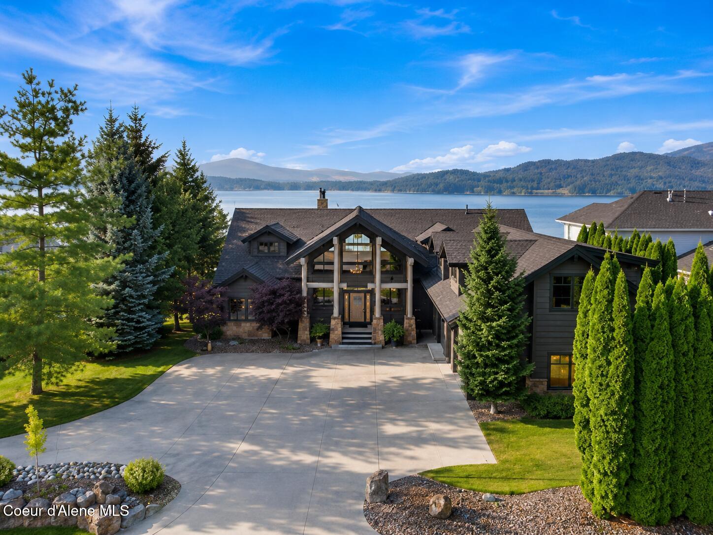 1521 Northshore DR