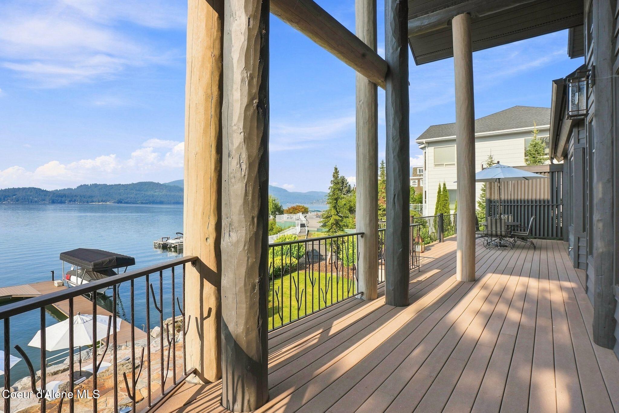 1521 Northshore DR