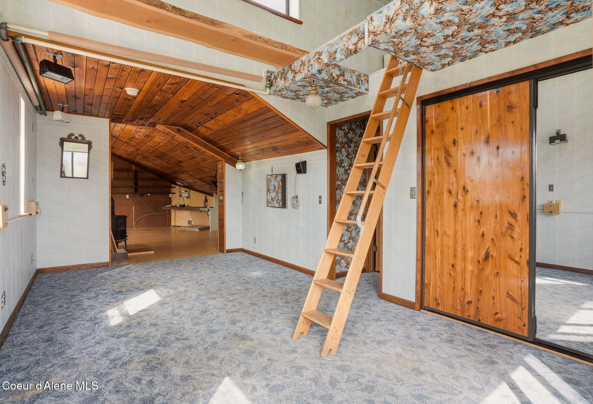 1395 Rolling Thunder Ridge Rd