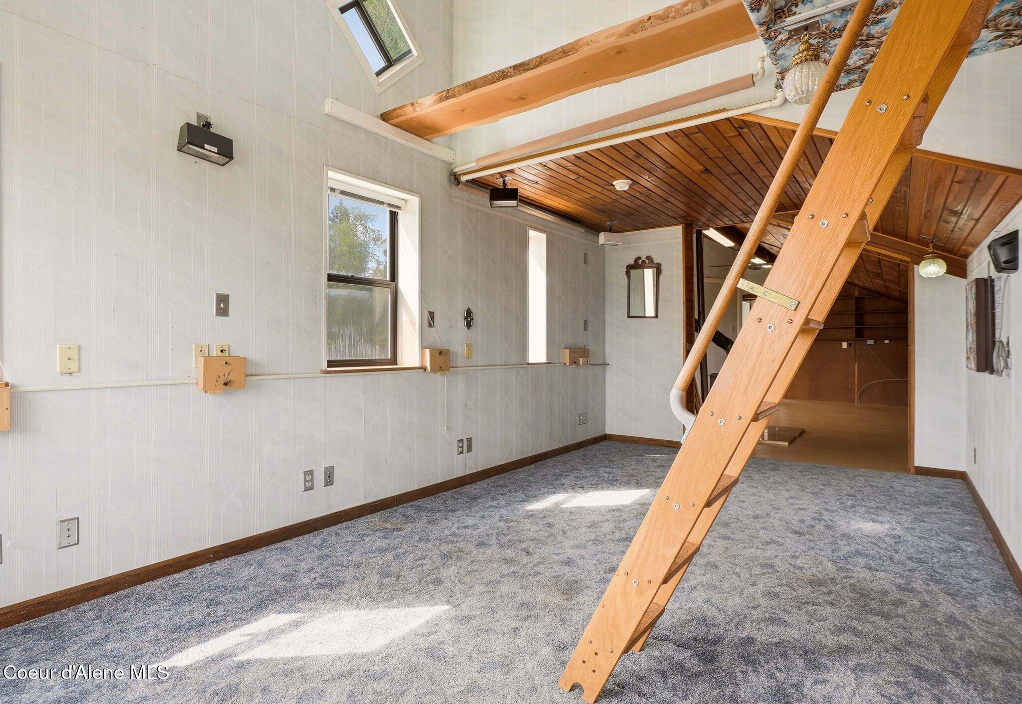 1395 Rolling Thunder Ridge Rd