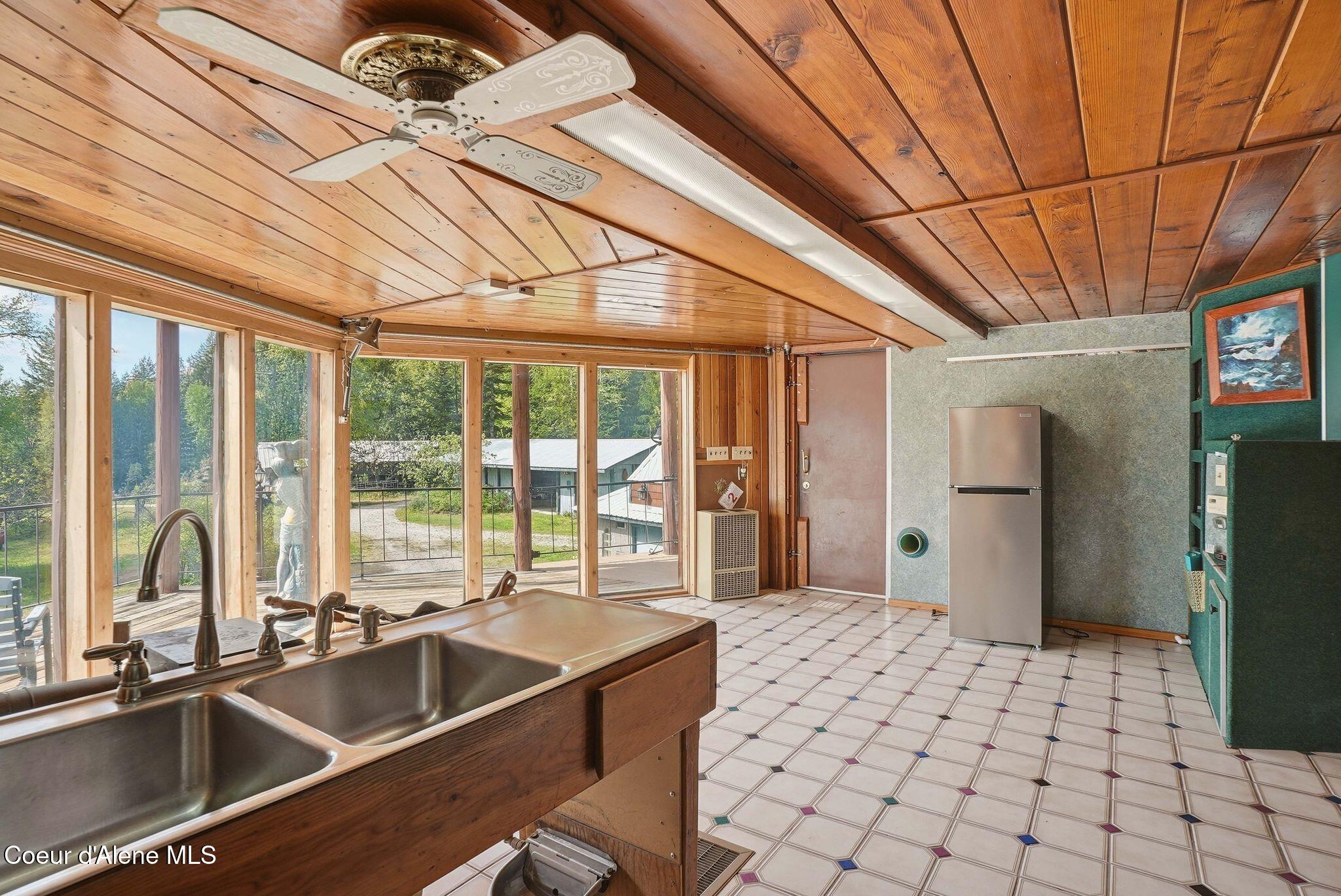 1395 Rolling Thunder Ridge Rd