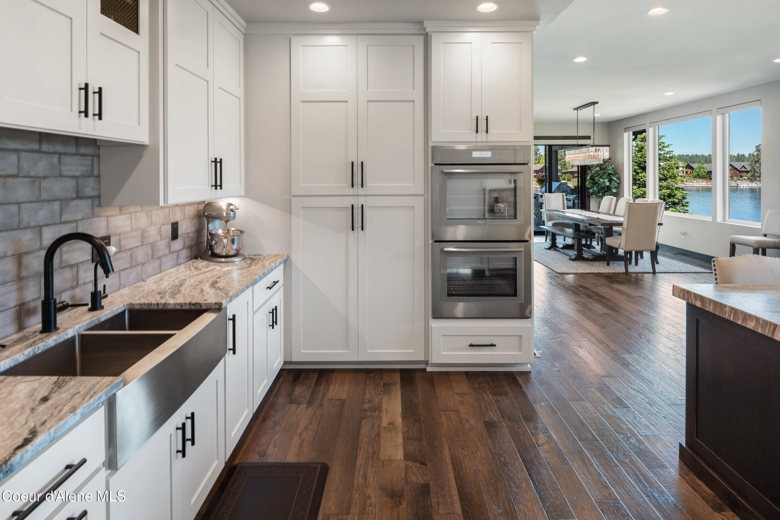 518 S Hidden Island Ln, Coeur d'Alene