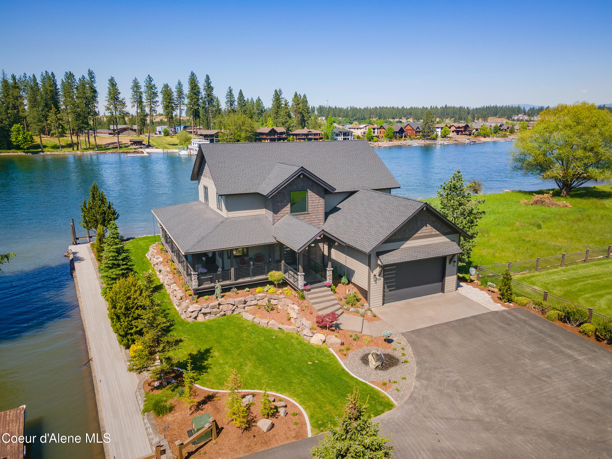 518 S Hidden Island Ln, Coeur d'Alene