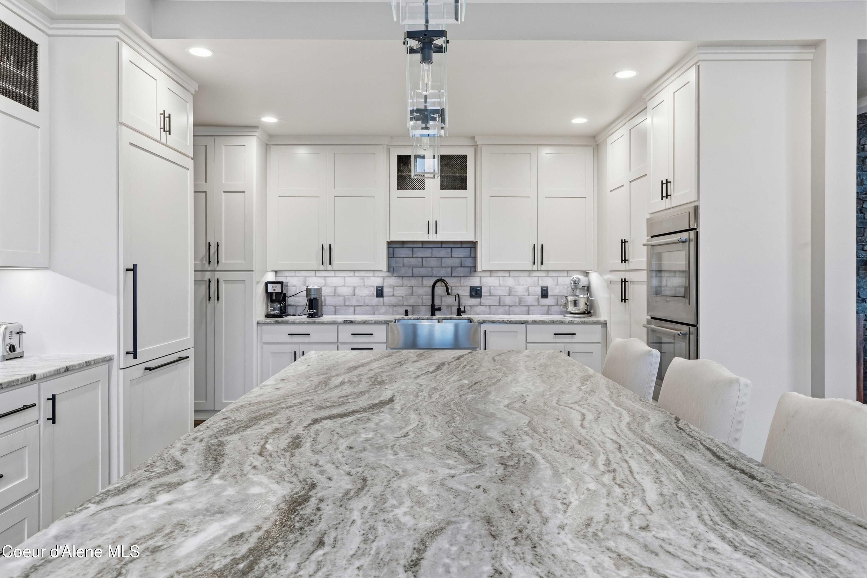 518 S Hidden Island Ln, Coeur d'Alene