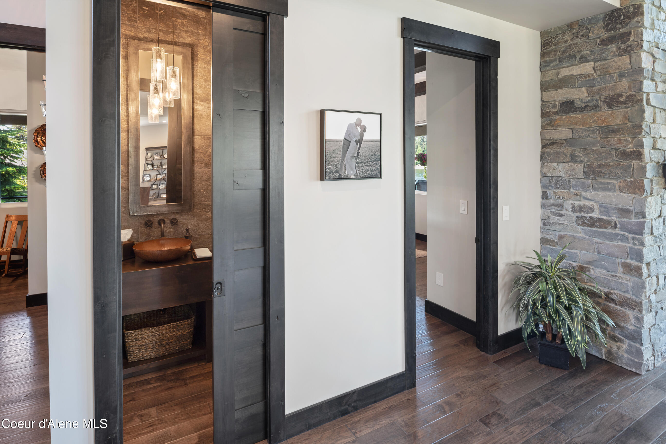 518 S Hidden Island Ln, Coeur d'Alene