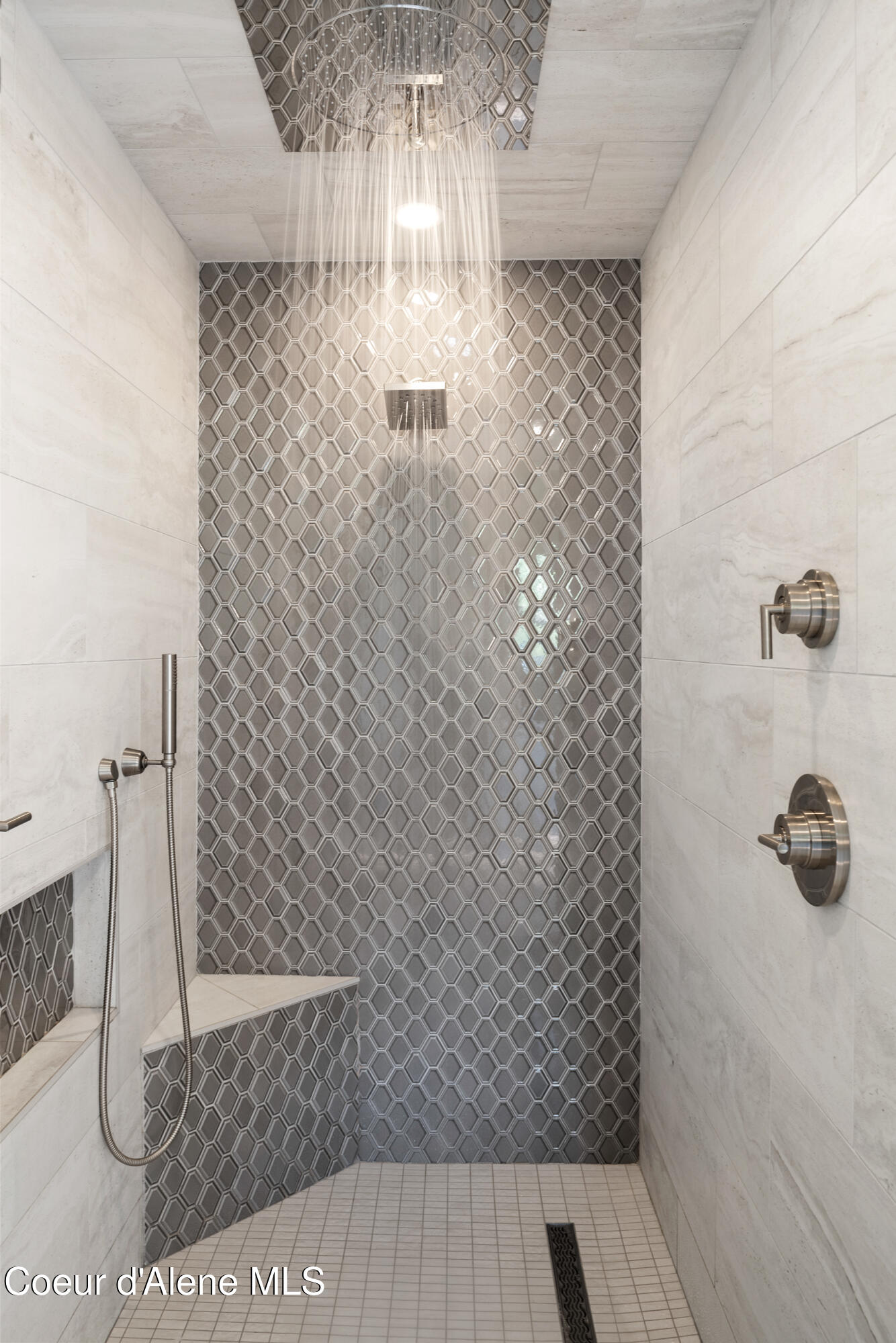 518 S Hidden Island Ln, Coeur d'Alene