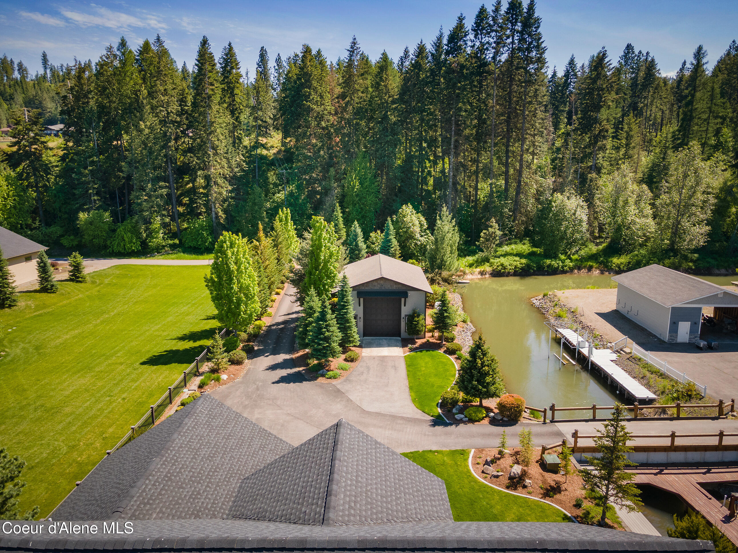 518 S Hidden Island Ln, Coeur d'Alene