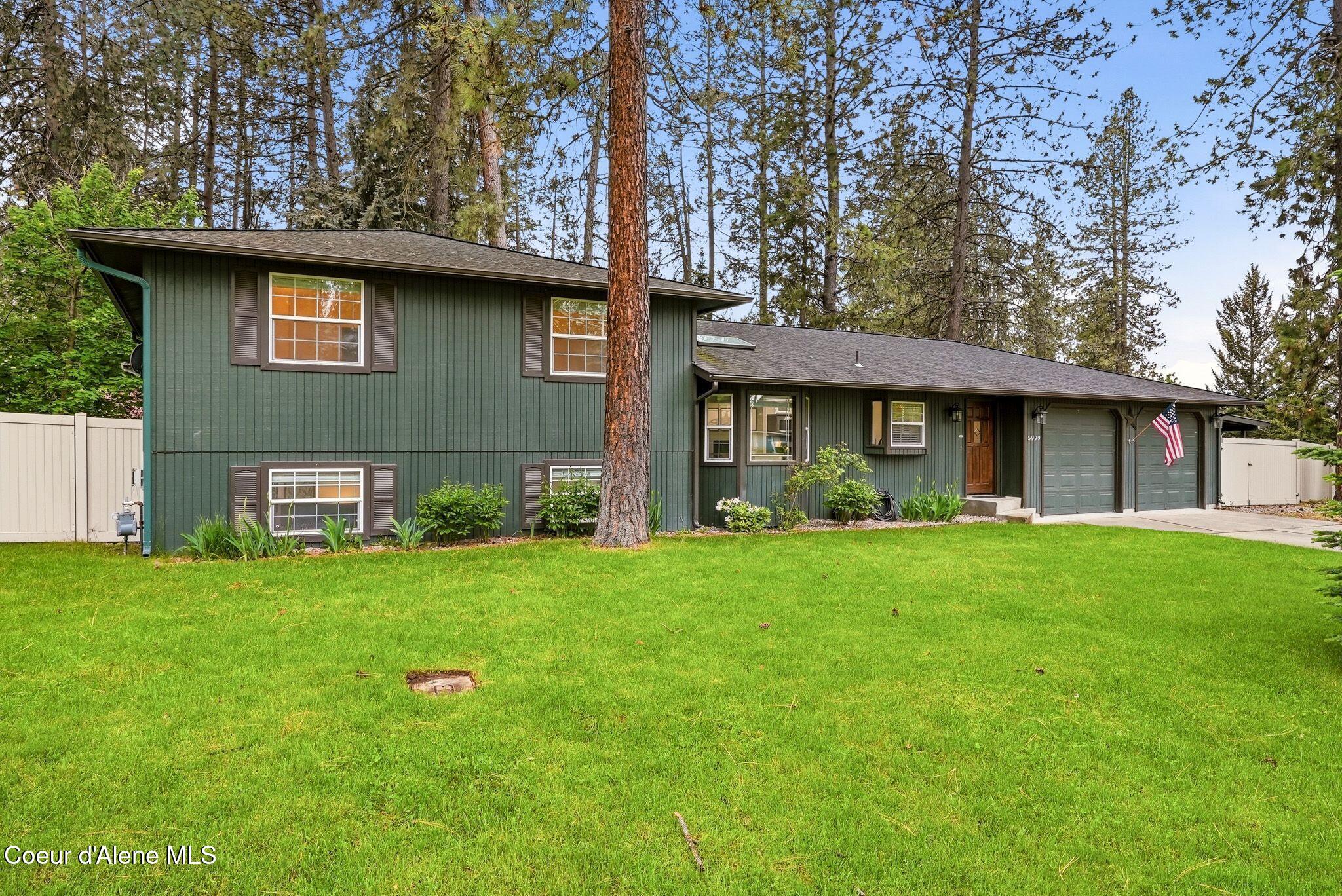 5999 N Pinegrove Dr, Coeur d'Alene