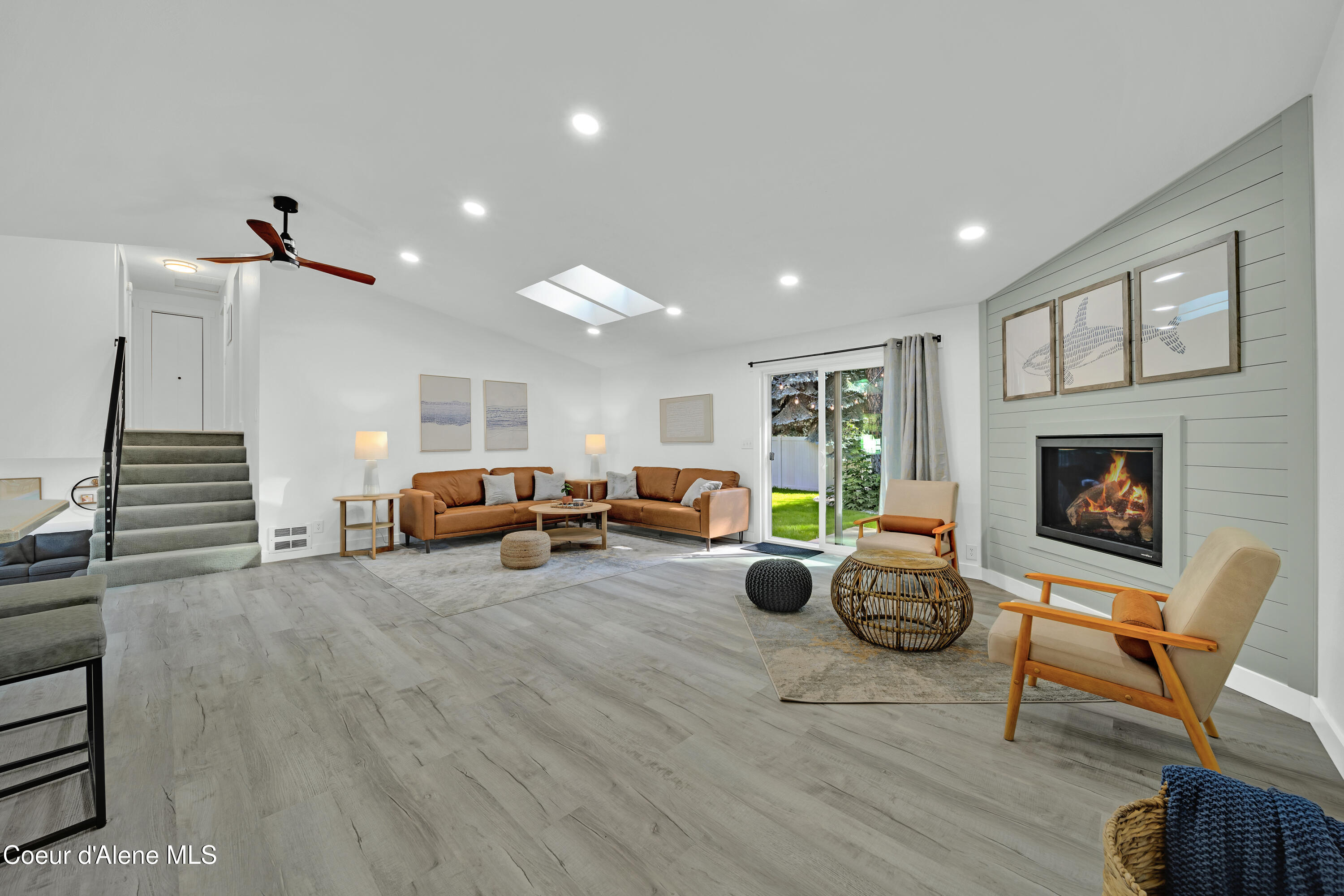 5999 N Pinegrove Dr, Coeur d'Alene