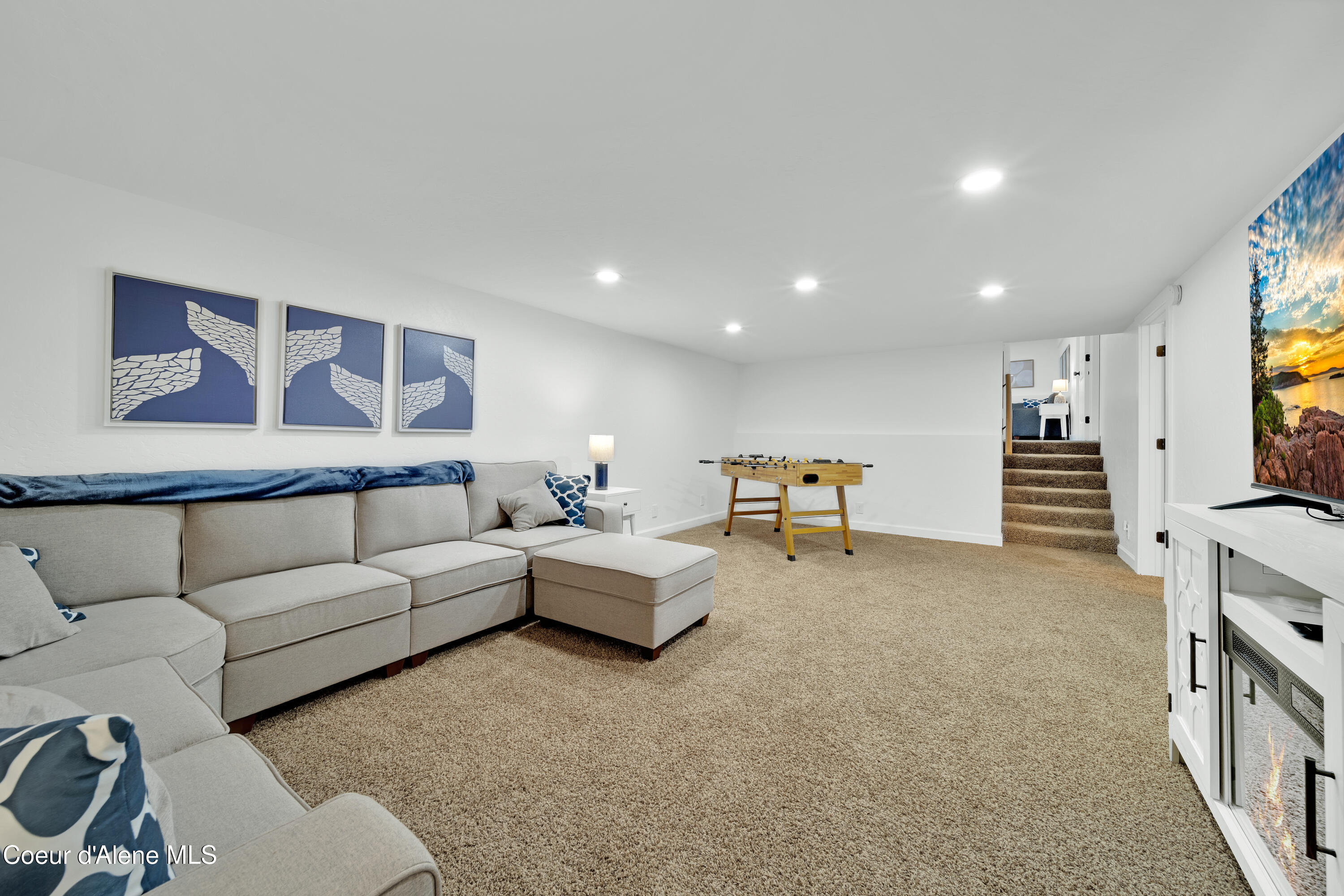 5999 N Pinegrove Dr, Coeur d'Alene