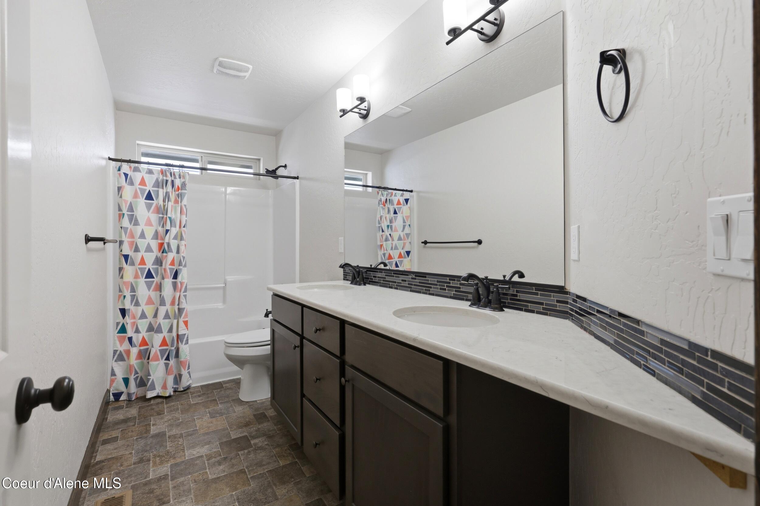 6643 N Gavin LOOP, Coeur d'Alene