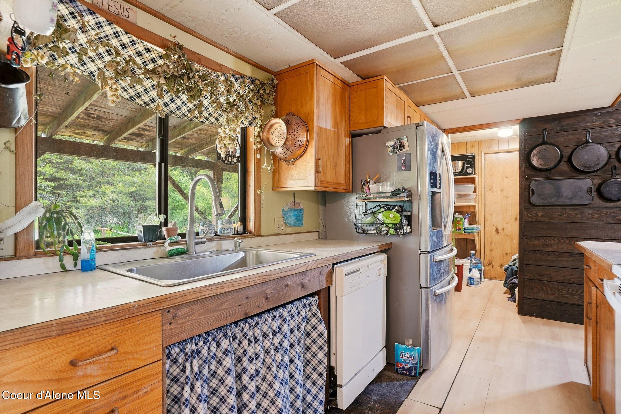 890 Pokey Creek Rd, St. Maries