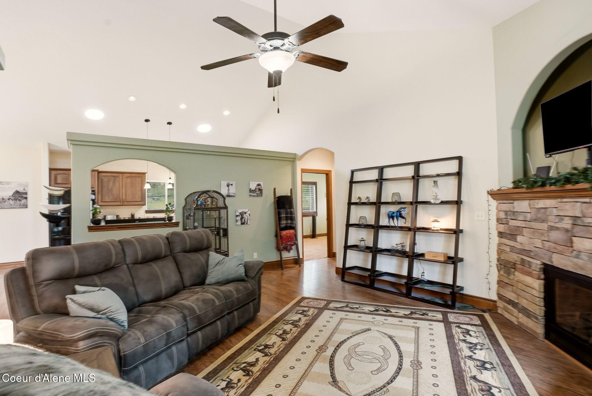 8964 N Hauser Lake RD