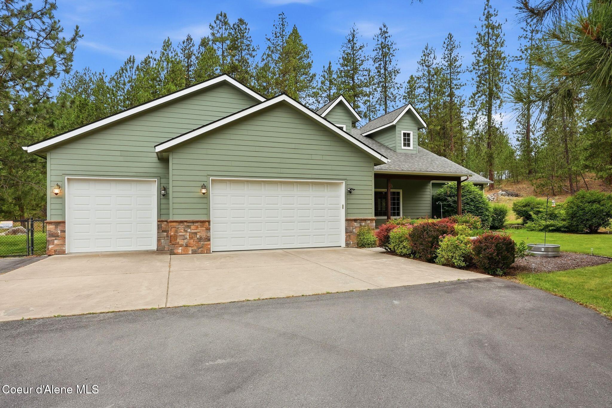 8964 N Hauser Lake RD