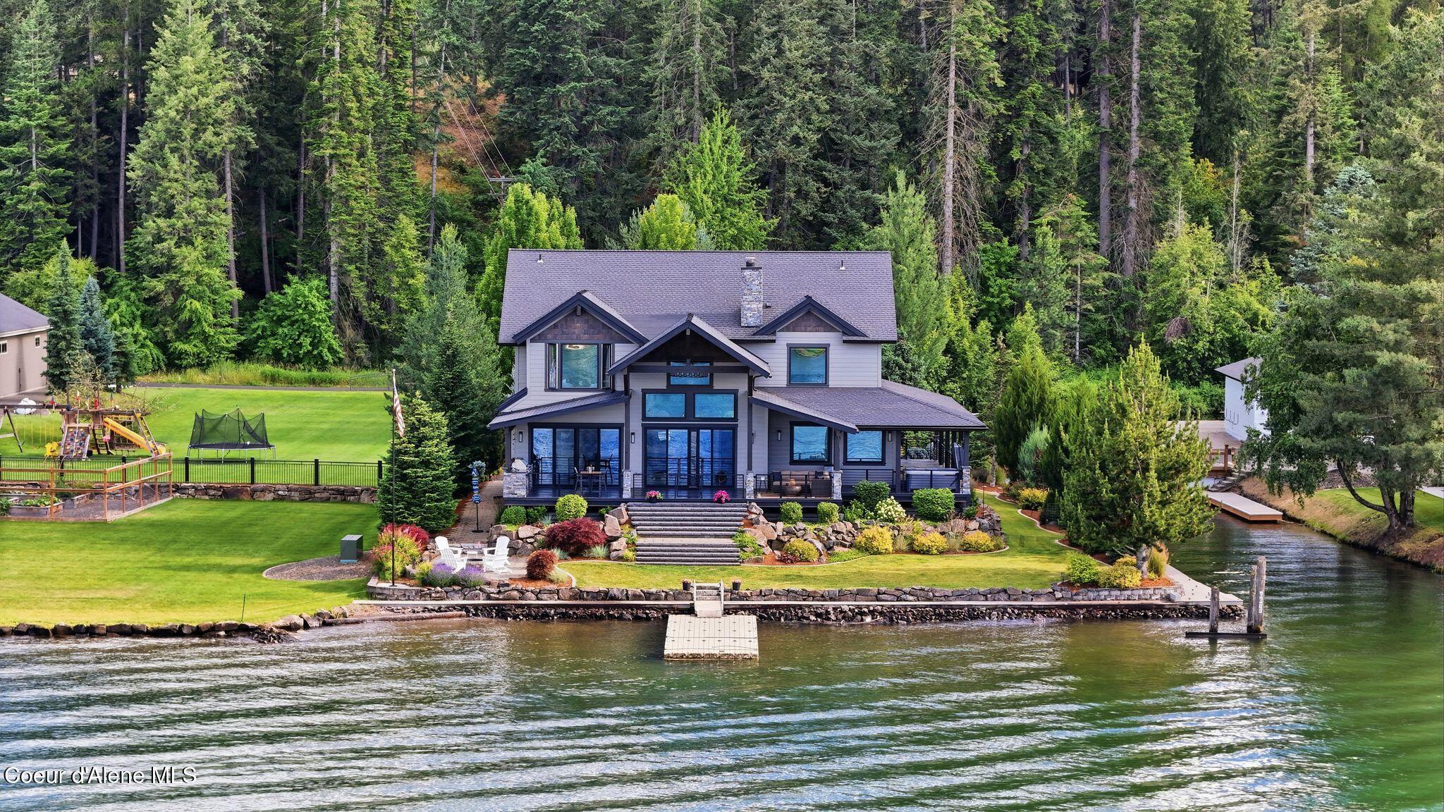 518 S Hidden Island Ln, Coeur d'Alene