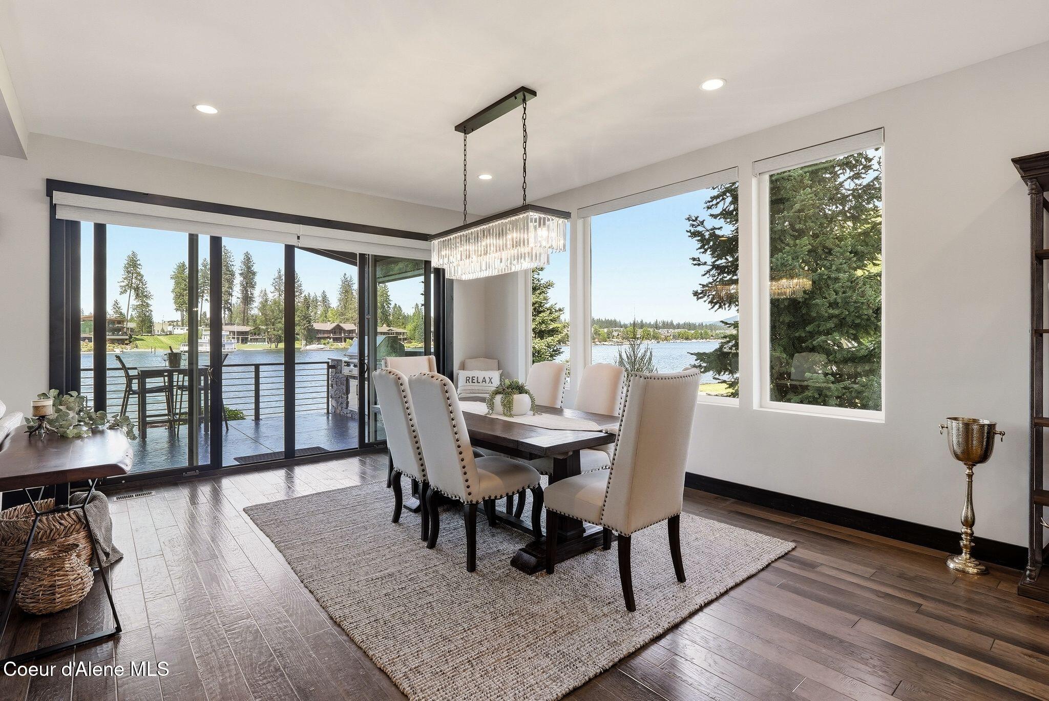 518 S Hidden Island Ln, Coeur d'Alene