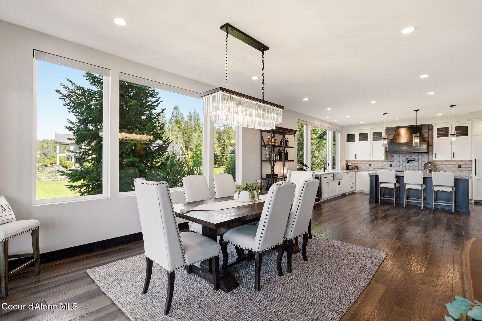 518 S Hidden Island Ln, Coeur d'Alene