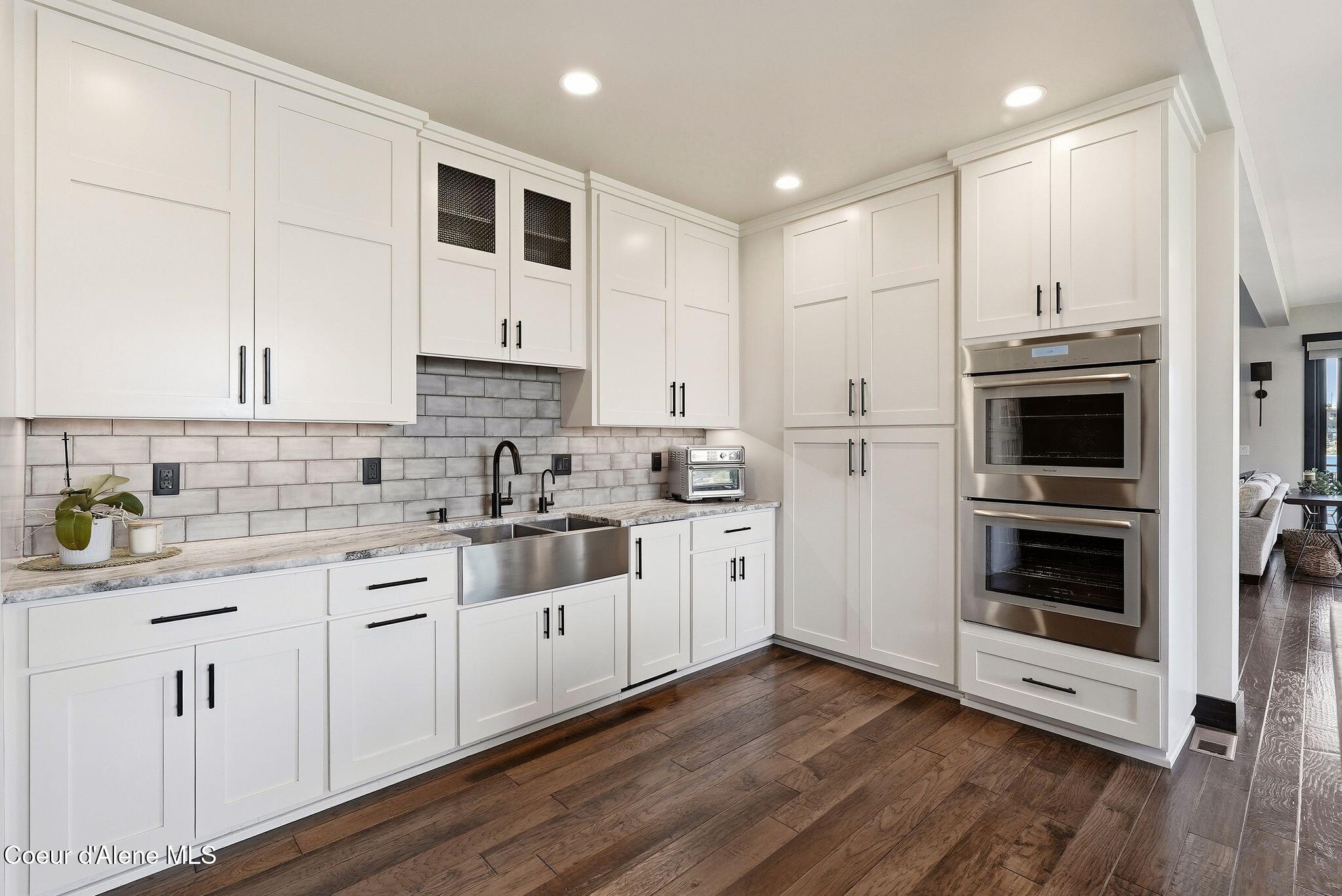 518 S Hidden Island Ln, Coeur d'Alene