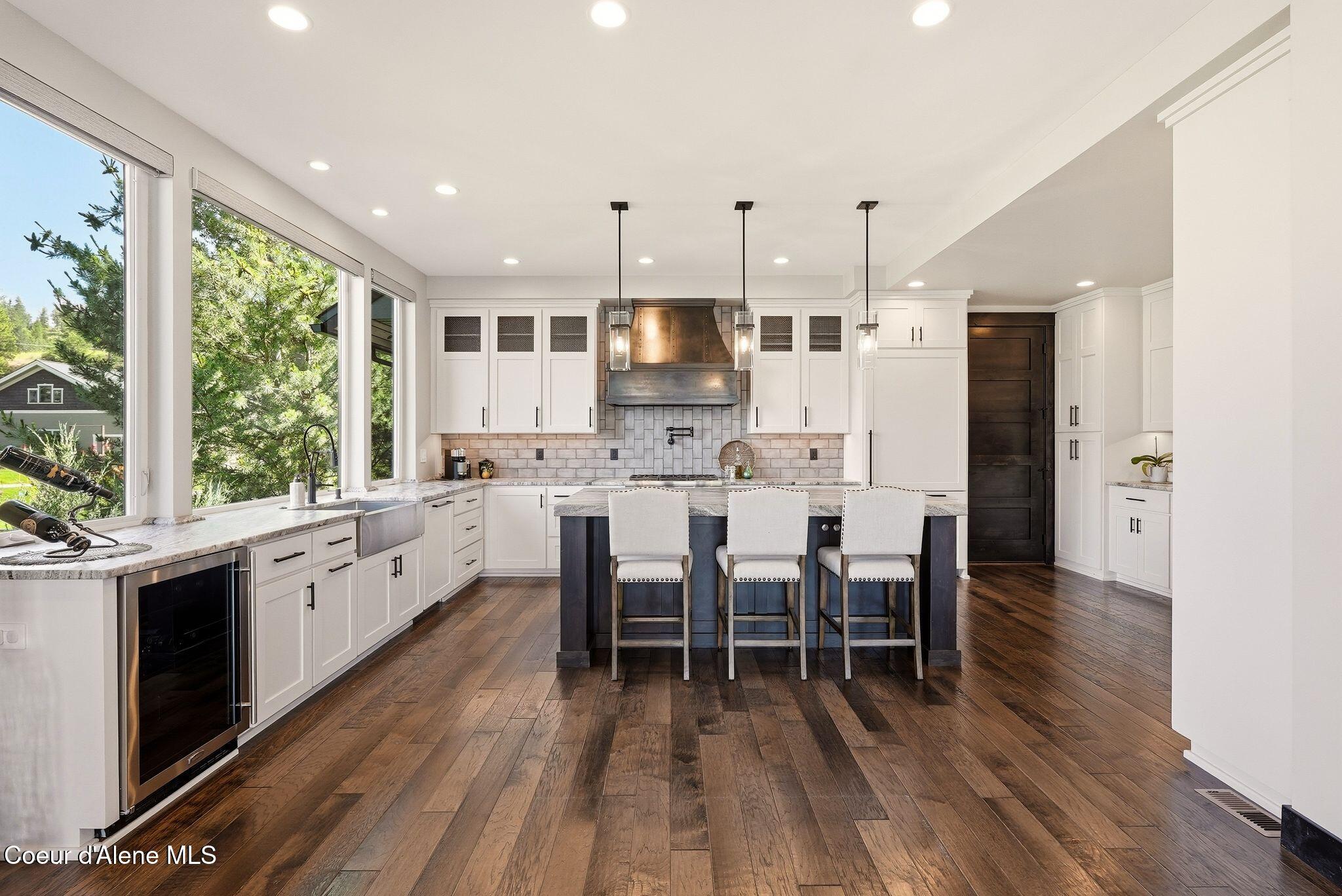 518 S Hidden Island Ln, Coeur d'Alene